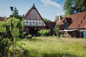Idyllischer alter Bauernhof in Niedersachsen, Deutschland