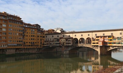 Fototapeta na wymiar Ponte Vecchio (Old Bridge) in Florence, Italy