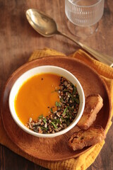 soupe de courge butternut et graines