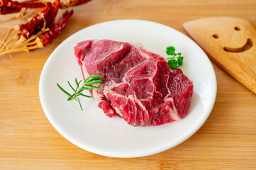 料理の食材　牛すね肉