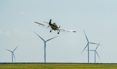 Fototapeta na wymiar Prairie Crop Duster Plane