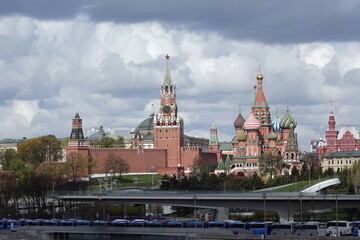Fototapeta premium View of the Moscow Kremlin from the embankment on a festive day