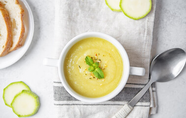 Zucchini soup in a bowl