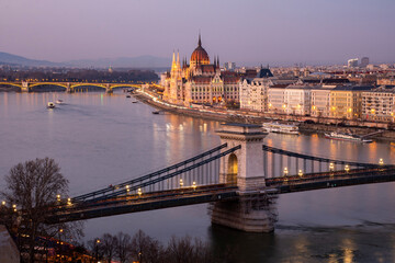 Hungarian parliament building and the Szechenyi Chain Bridge, Budapest, Hungary.