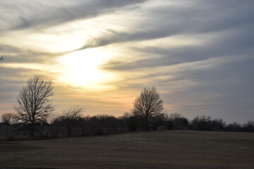 Fototapeta na wymiar Cloudy Sunset