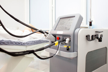 alexandrite laser machine, cosmetology equipment with touch screen in cosmetology clinic