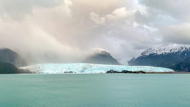 Amalia Glacier, Chile
