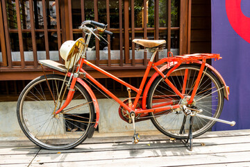 Fototapeta na wymiar Old bicycle from the Japanese colonial period displayed at 77 Art zone, Taoyuan, Taiwan.
