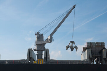 Boat crane in loading and unloading operations