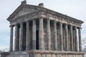 Obraz premium Old temple. The pagan temple of Garni in Armenia. Sights of Armenia