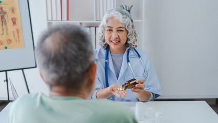 Elderly medical asian people with patient, Physical check-ups and encouragement for treatment of rheumatism and cancer The concept of health insurance for the elderly and health care