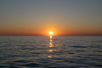 Coucher de soleil sur la mer Méditerranée