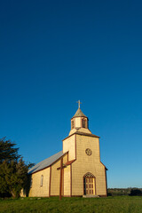 Fototapeta premium Capilla San Antonio isla Quihua, Calbuco, Chile