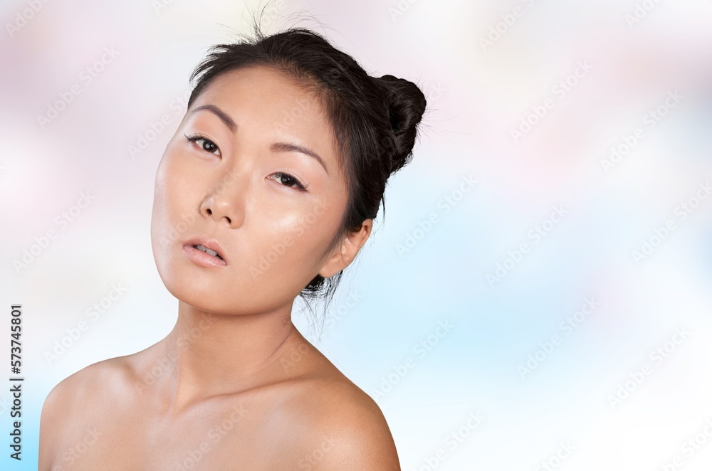 Poster Beautiful young happy woman with clean skin