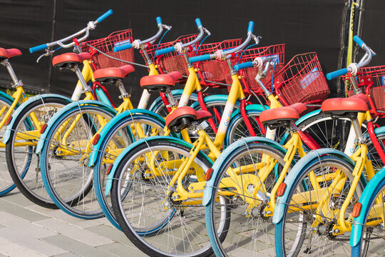 รูปภาพGoogleplex – เลือกดูภาพถ่ายสต็อก เวกเตอร์ และวิดีโอ365 | Adobe Stock