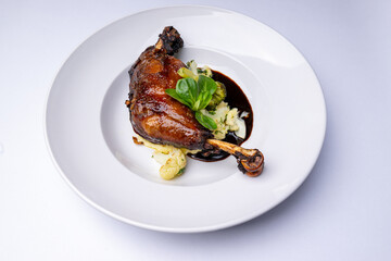 Rooster on wine with mashed potatoes and carrots