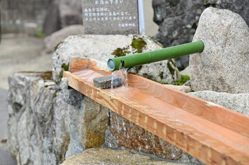 Hand wash at shrine
神社にある手水舎