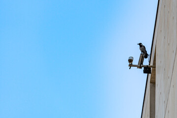 Überwachungskamera am Gebäude