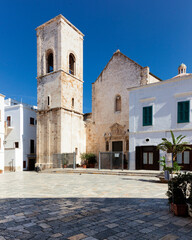 Fototapeta na wymiar Polignano a mare. Bari. Santa Maria Assunta. La Chiesa Matrice