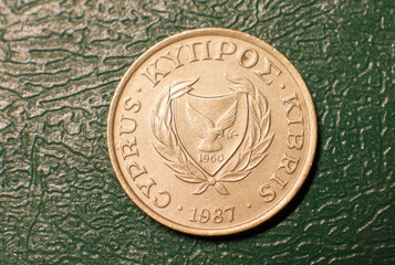 Obverse of the coin Cyprus 1 cent, 1985-1990.
