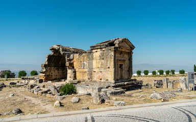 Fototapeta premium Tomb from 1st century AD in Hierapolis, Pamukkale, Denizli, Turkey. One of the most representative and best conserved building in North Necropolis. 