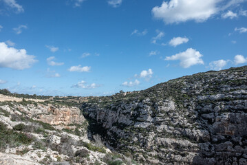 Fototapeta na wymiar falaise maltaise