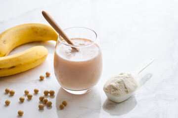 プロテイン　ドリンク　スムージー　ソイプロテイン　ダイエット