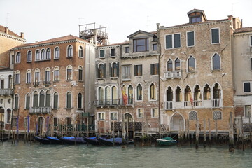 Fototapeta na wymiar The Beauty of Venice's Architecture