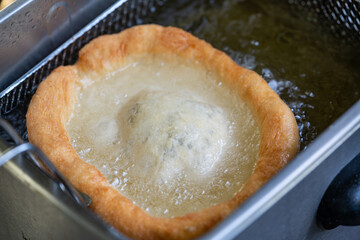 Langos Teig  Hefeteig ausbacken in Fritteuse 