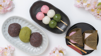 桜と和菓子(ぼたもち・三色団子・桜餅)　春のお花見・お彼岸イメージ