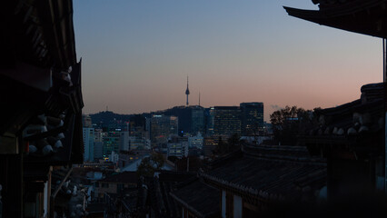 Fototapeta na wymiar sunset over the Seoul