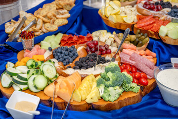 food, salad, meal, table, restaurant, dinner, vegetable, plate, buffet, dish, fresh, healthy, meat, vegetables, delicious, fruit, green, appetizer, market, tomato, lunch, diet, banquet, snack, tasty