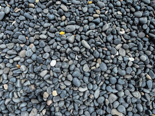 Fototapeta na wymiar black and white pebbles