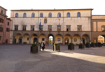 Viterbo: Palazzo dei Priori - obrazy, fototapety, plakaty