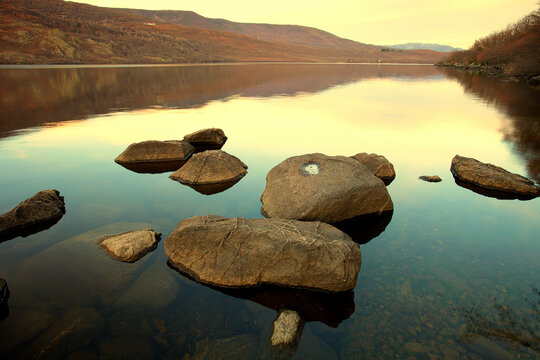Sanabria&Acirc;&nbsp;Lake, Sanabria Nature Reserve, Zamora Province, Castile&Acirc;&nbsp;and Leon, Spain