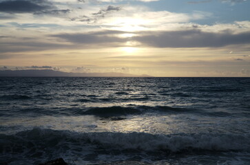 Fototapeta na wymiar Relaxed sunset by the coast