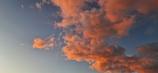 Wolken am Abend