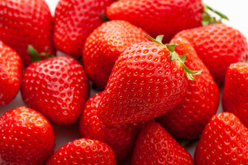 摘みたてイチゴ