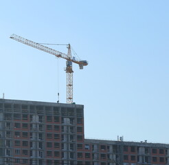 Crane on the construction of an apartment building, Dal'nevostochniy Prospekt, Saint Petersburg, Russia, February 2023