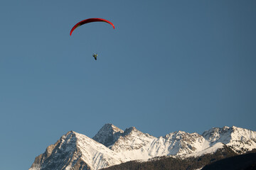 parapendio in Valle d'Aosta