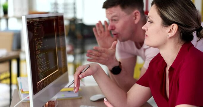 Executive manager's mentor trains trainee and gives instructions