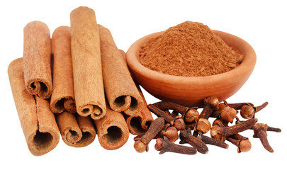Aromatic star anise with fresh cloves