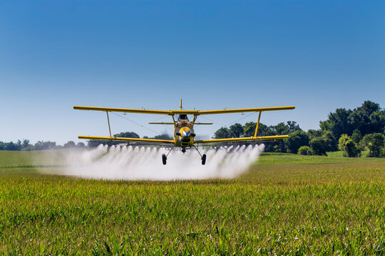 Spray Plane Images – Browse 7,155 Stock Photos, Vectors, and Video | Adobe  Stock