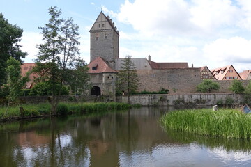 rothenburger tor  und rothenburger weiherin Dinkelsb&uuml;hl