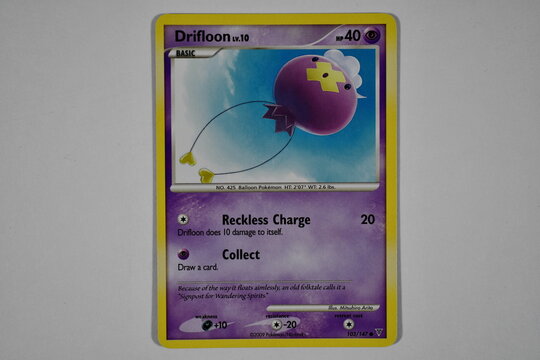 Pokemon trading card, Drifloon.