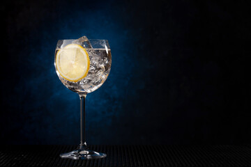 Gin tonic cocktail