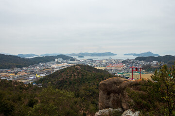 Fototapeta na wymiar 日本の岡山県玉野市の天空の良縁結観音寺のとても美しい風景