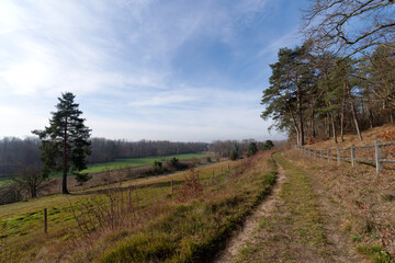 Fototapeta na wymiar Hill of the Flagy village in Seine et Marne country