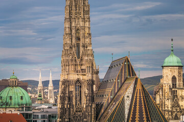 Fototapeta premium Panoramic view of Vienna cityscape with Cathedrals and domes from above, Austria