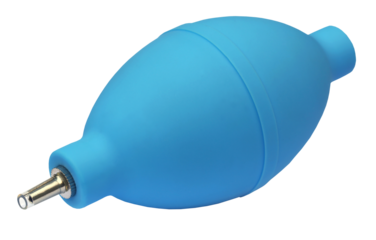 Camera cleaning pump